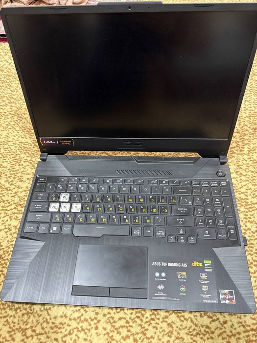 ноутбук Asus tuf gaming A15 rayzen 7 ti. RTX 3050 4GB