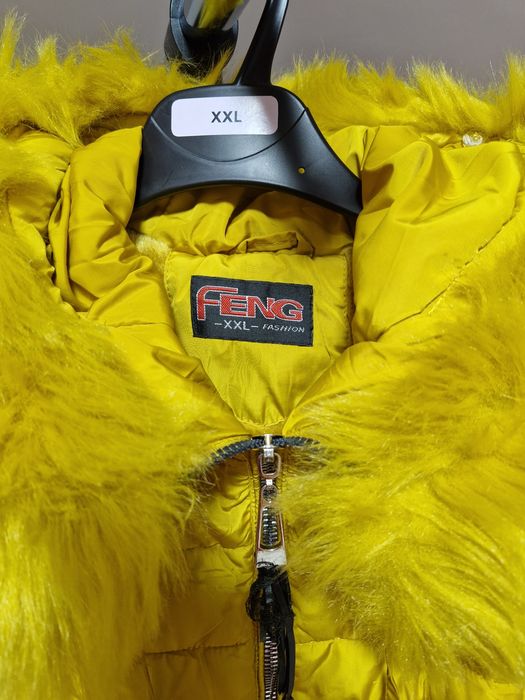 Geaca superba , masura xxl , pret 250 lei plata in cont