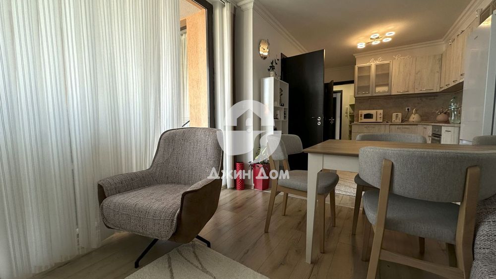 Продава се Двустаен апартамент в Свети Влас - 70 кв.м за 1572 €/кв.м - Снимка #3