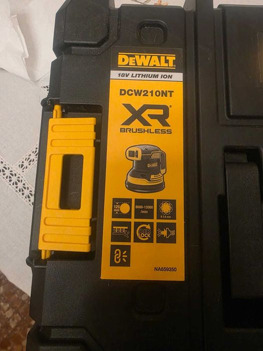 Slefuitor orbital Dewalt