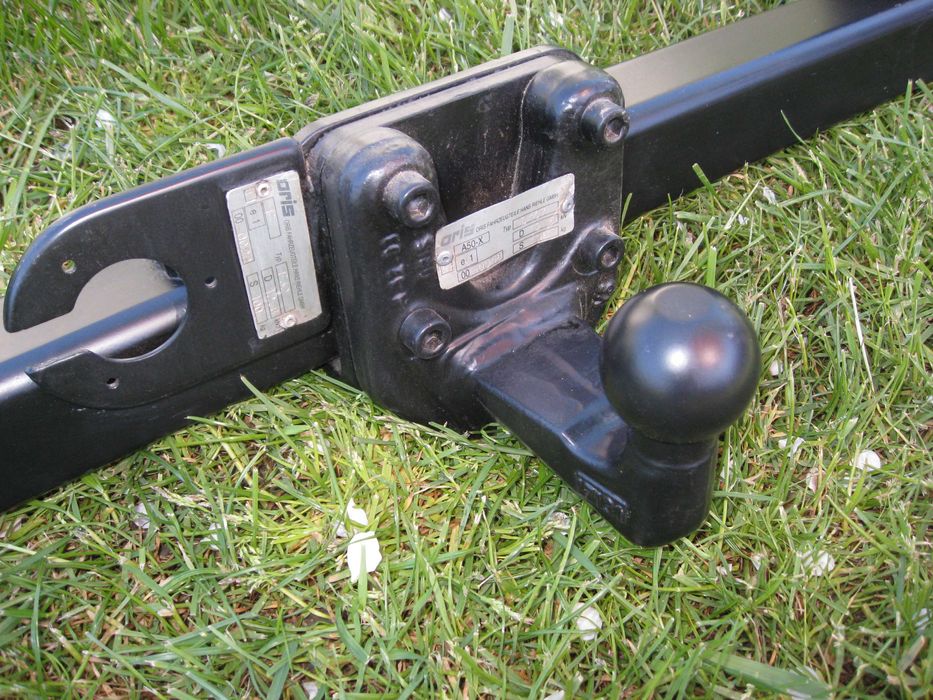 Carlig remorcare Mercedes Sprinter DOKA Vw LT Platforma Lada 1996 2006