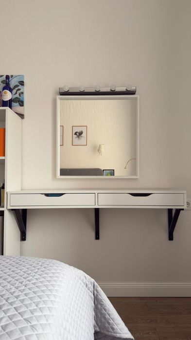 Консоль с полками IKEA