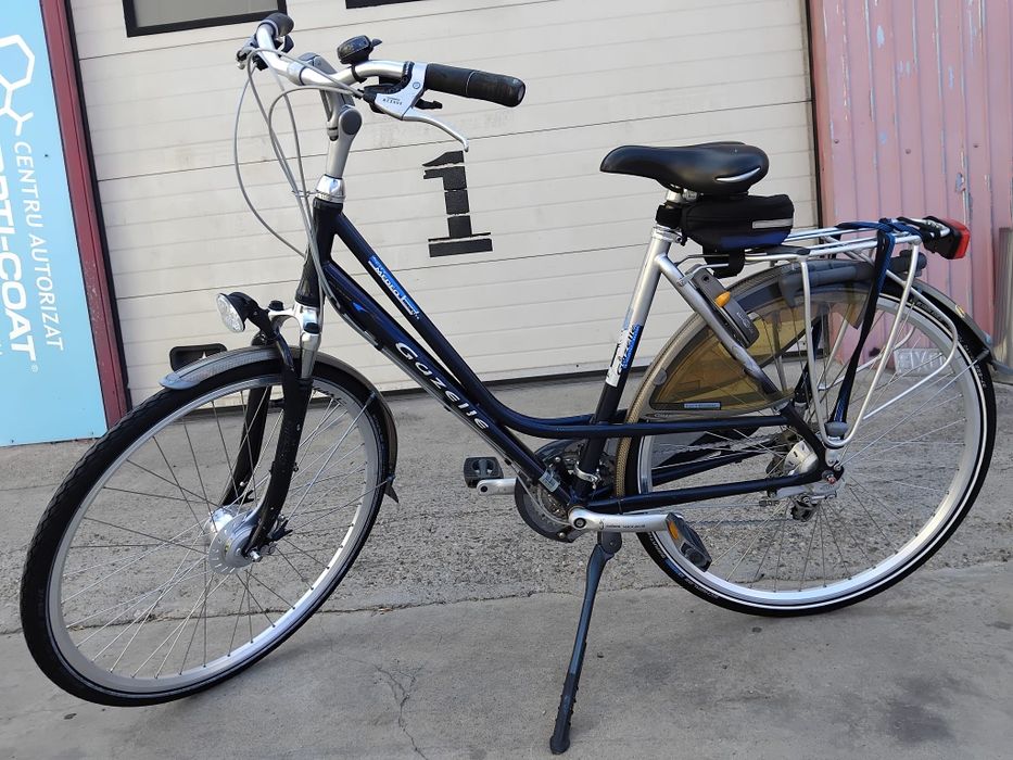 Vând bicicleta gazele din aluminiu pentru damă