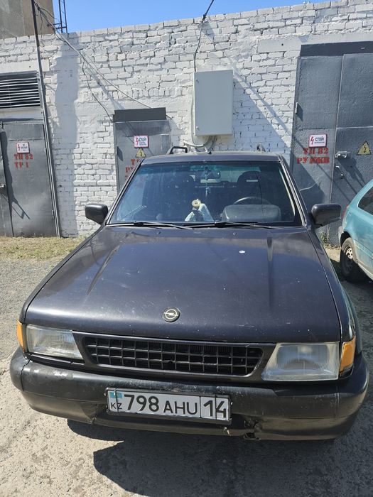 Продам джип OPEL FRANTERA A 2.2  1996г/в.