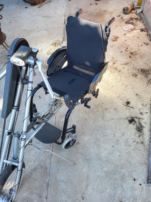 Carut persoane cu handicap SPORT