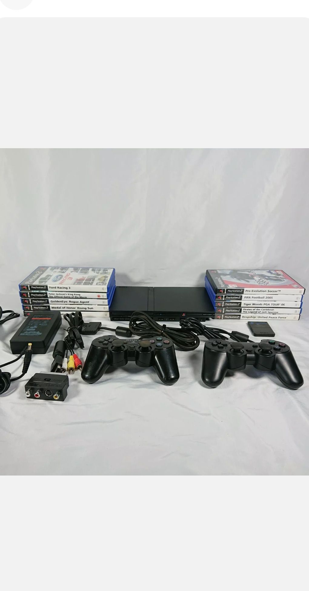 PlayStation 2 конзола с всичко необходимо за игра