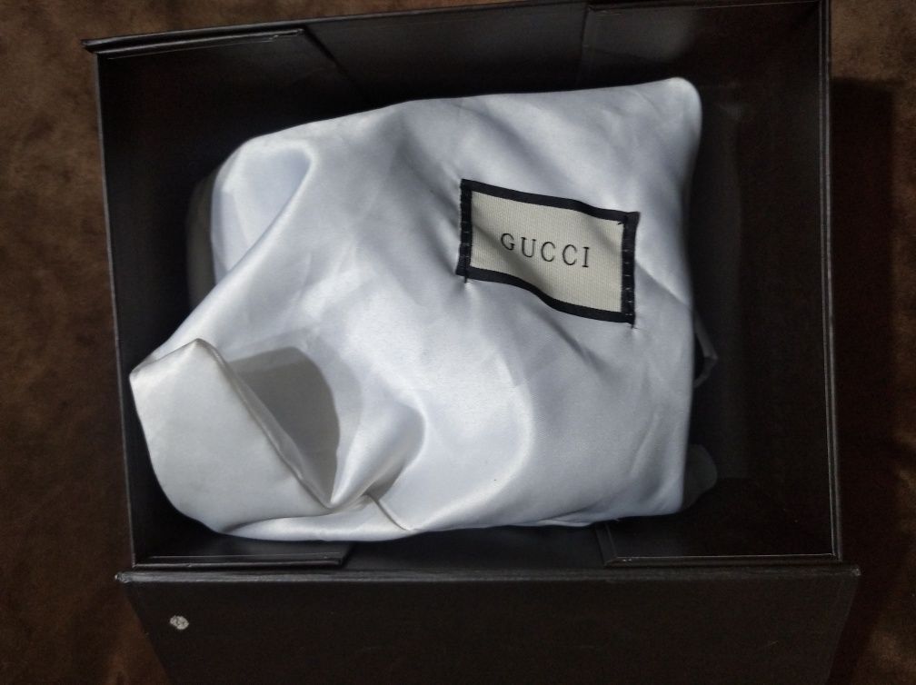 Люкс качество Gucci Куплено в Дубае Самовывоз Обмена нет