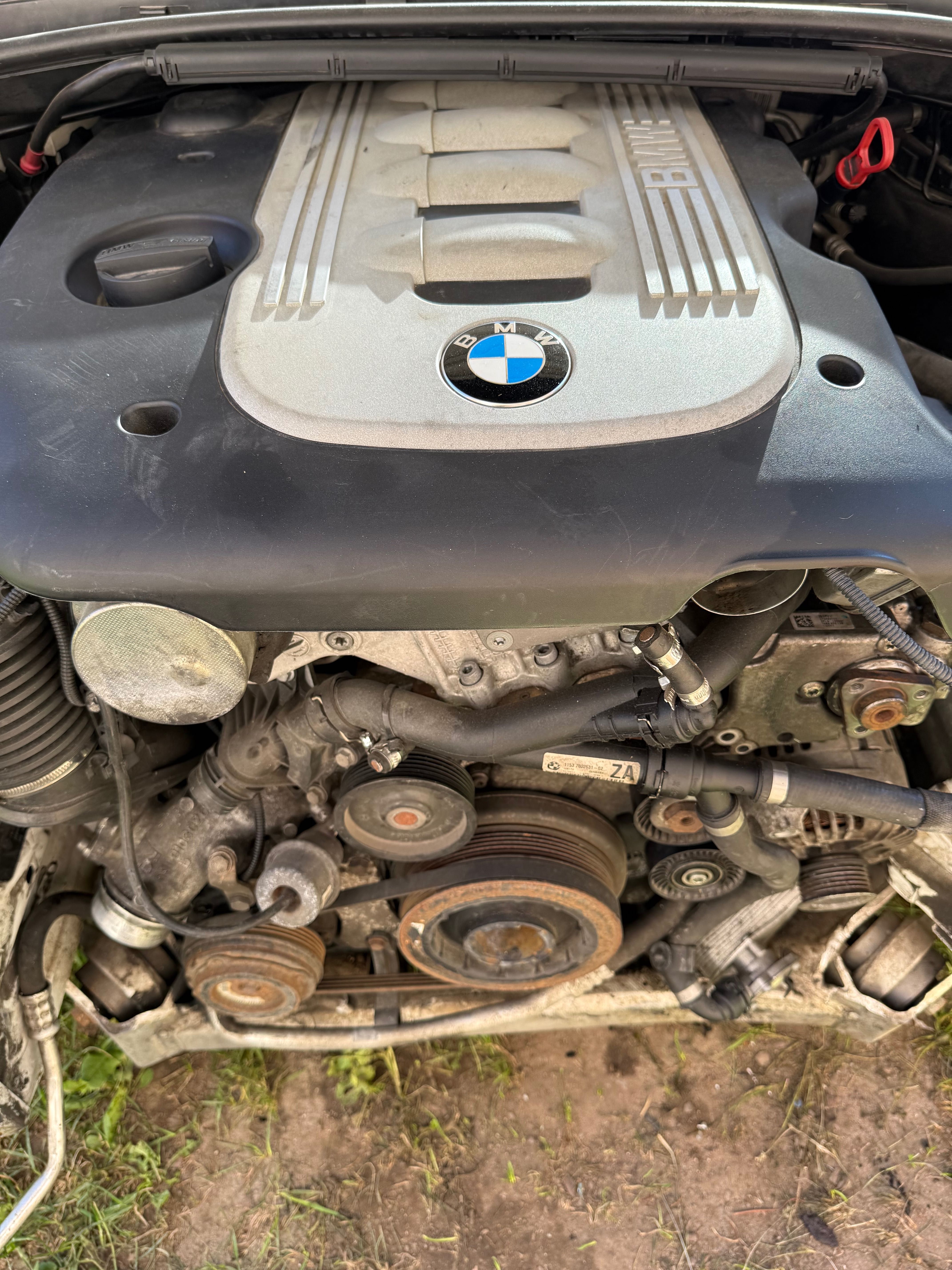 Продавам двигател M57D5 286 кс