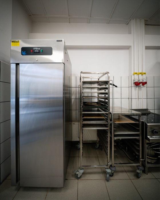 Laborator de cofetarie complet echipat, functional, autorizat