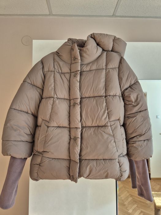 Дамско яке с качулка