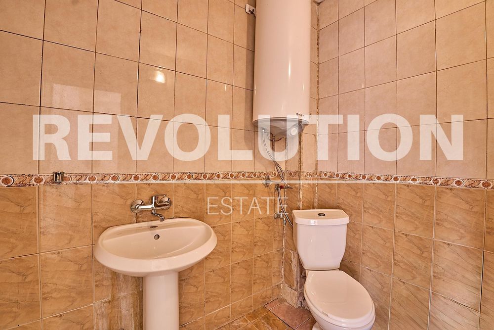 Търговско помещение под наем в района на Центъра