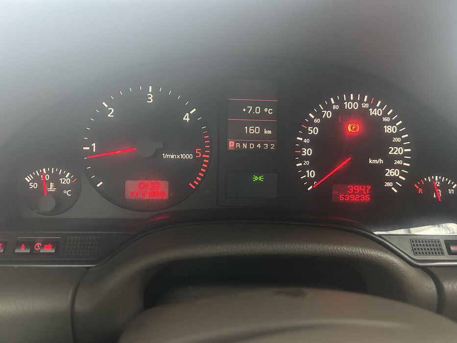 Audi A8 2.5 TDI cod motor AKE 180 cp quattro