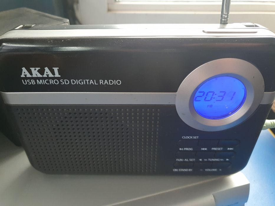 Sistem Cjc + dvd Hoher+radio Akai cu stick