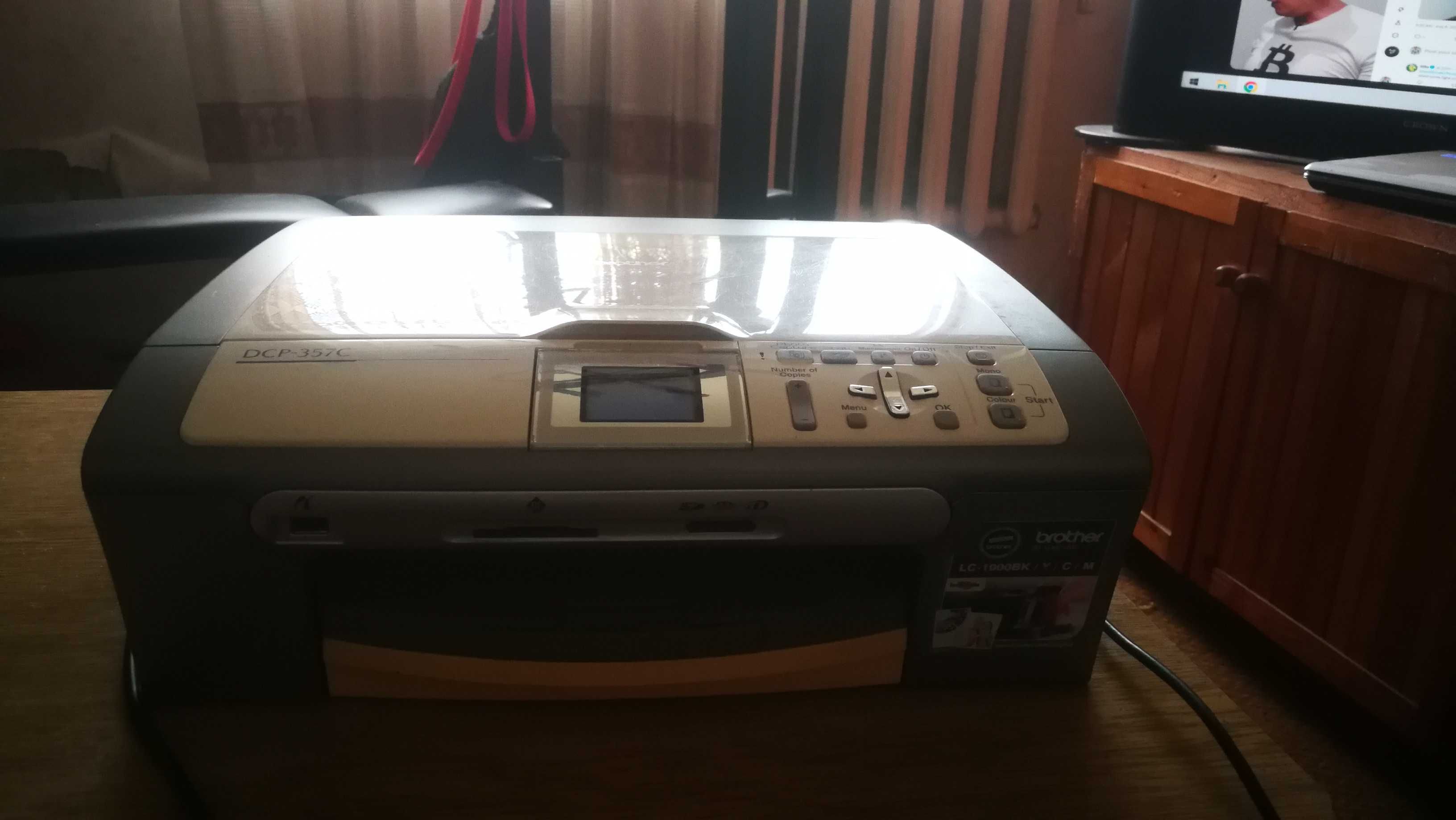 Принтер Brother DCP 357C. Скенер и копир