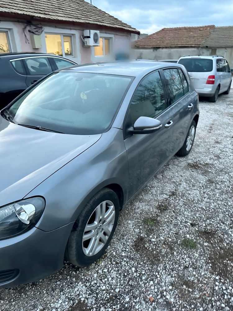 На части Vw Golf 6 1.6tdi cay 5скорости ръчка