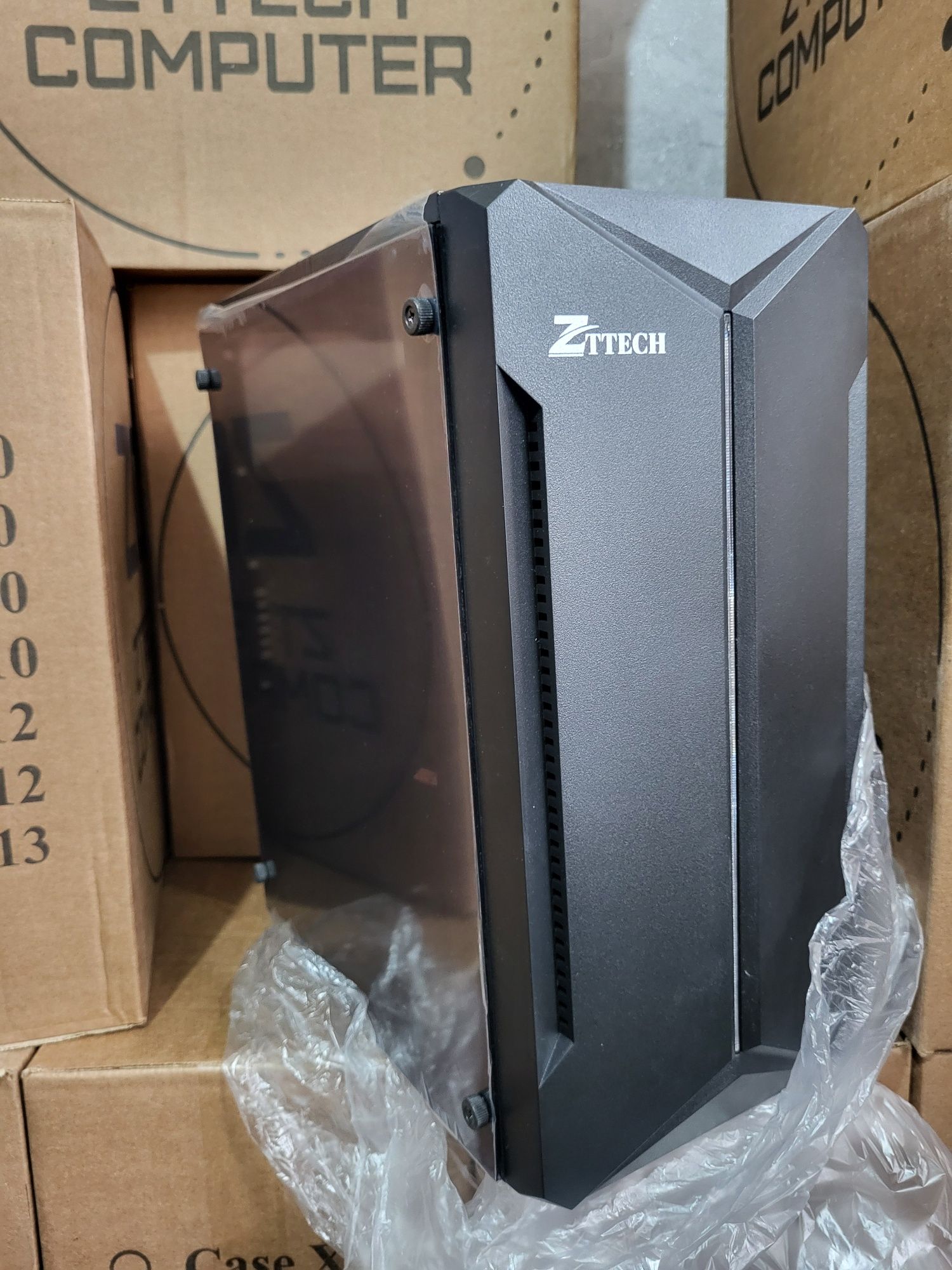 новые CASE RGB line A13 и M17 в количестве, размер 360х305х170мм