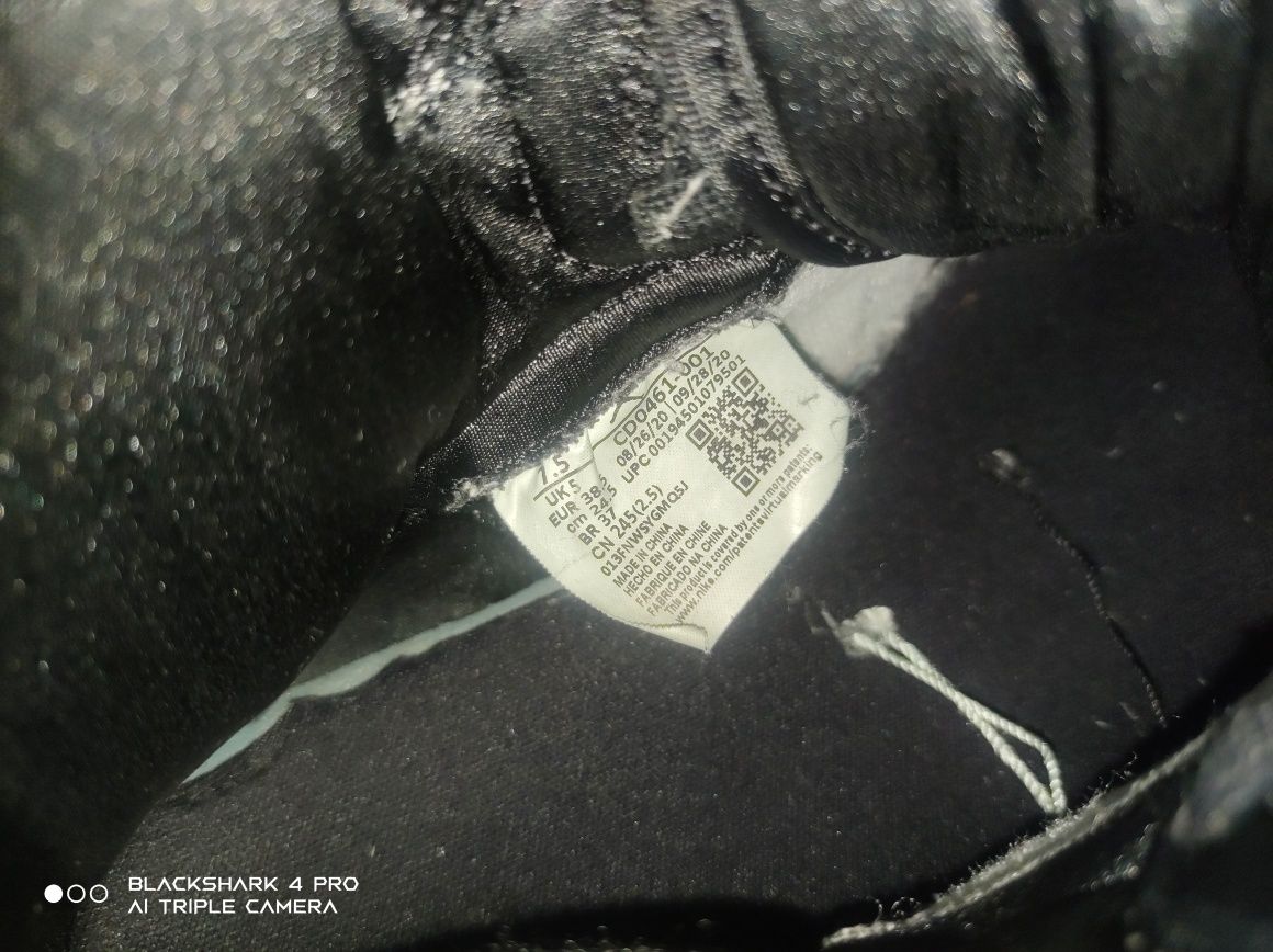 Jordan 1 High "Silver Toe"