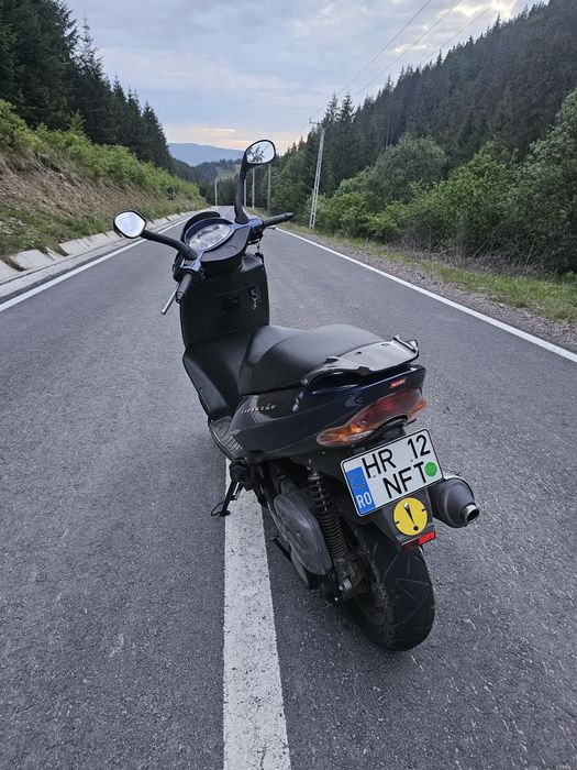 Aprilia leonardo 125