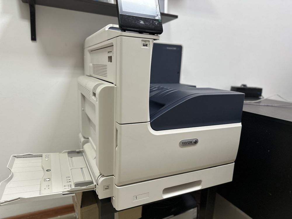 Принтер Xerox Versalink c7000