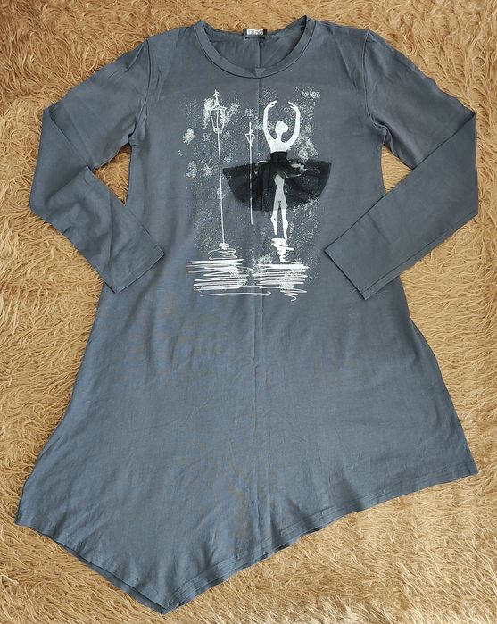 Продавам Туники,Рокли