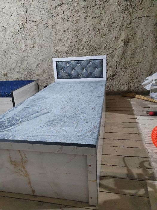 1 kishilik spalnilar