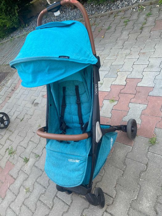 Carucior sport Ultracompact Coccolle Selena pliabil tip carte