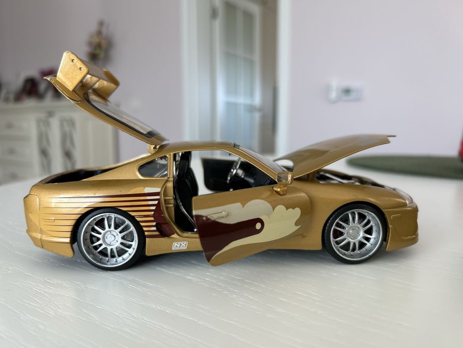 Jada macheta auto Toyota Supra din Fast And Furios