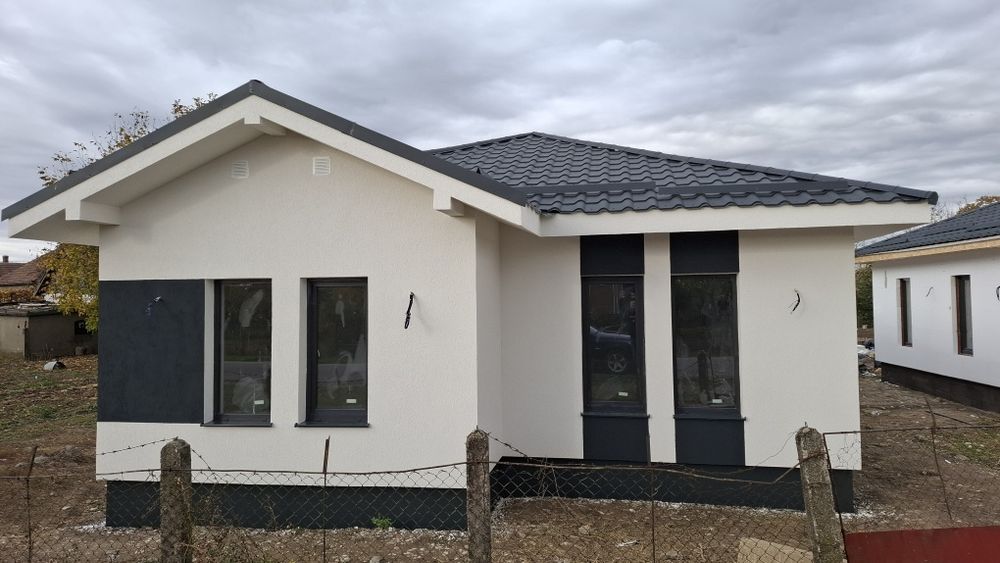 Vând casa noua în Odoreu