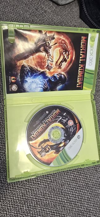 Vand joc Xbox 360 Mortal Kombat Komplete Edition