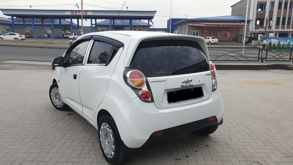 Spark sotiladi. 2011-yil.