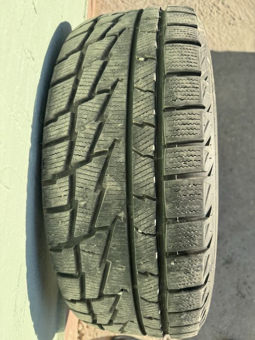 Покрышка зимний липучка R16