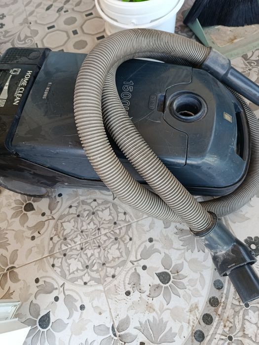Пылесос Самсунг в отличном состоянии