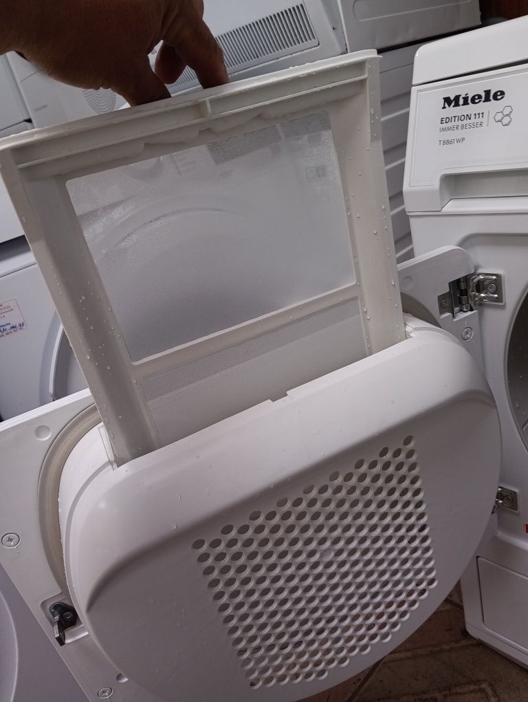 Сушилня с термопомпа Миеле Miele T8861 Edition111  24 месеца гаранция!