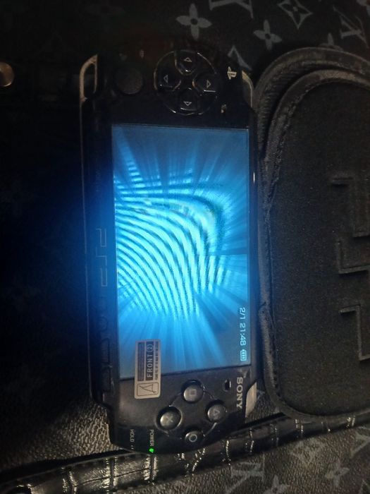 Assalom alekum Psp sotiladi Original holati yaxwi rasmdagidek holat