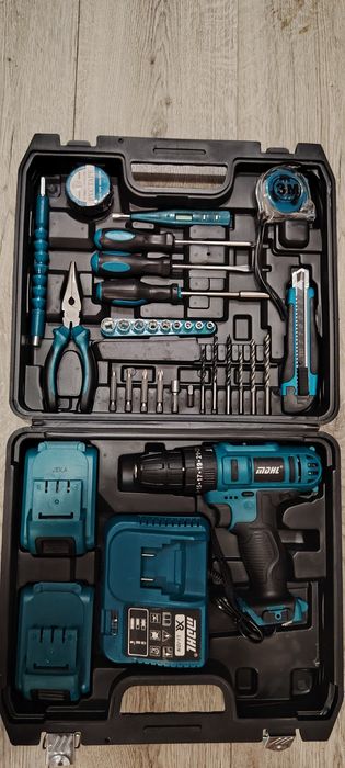 Vând  bormașină cu percutie