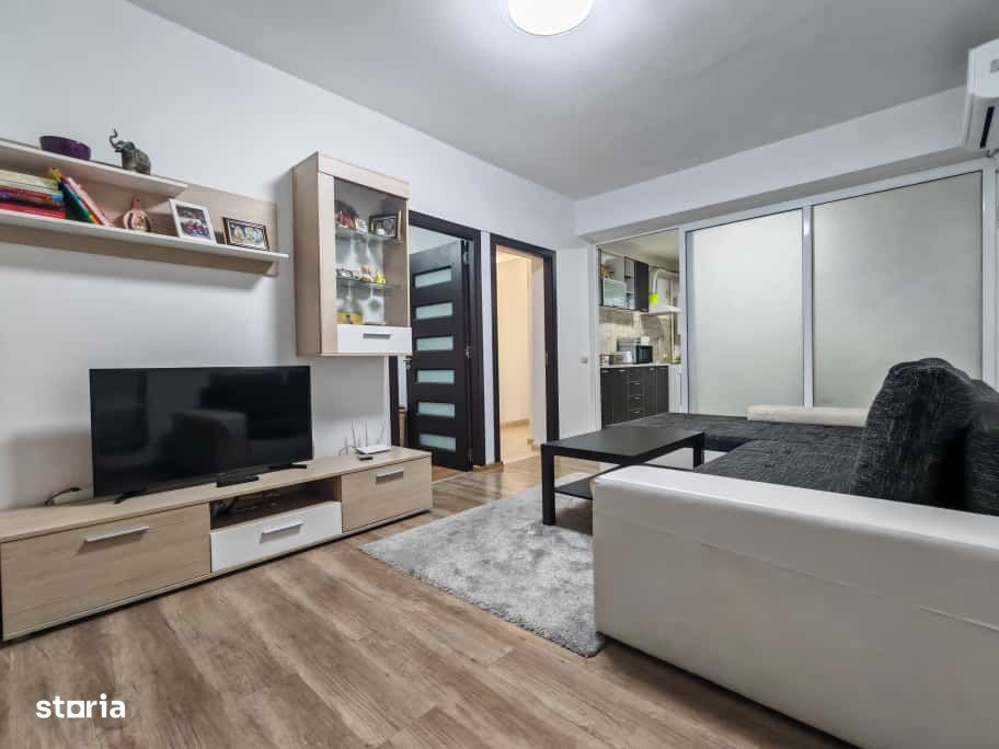 Apartament 3 Camere, 2 minute metrou 