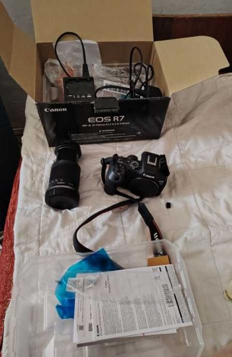 Canon EOSR7+RF-S 18–150mm IS STM-kit+obiectiv,nou,original, factura UK