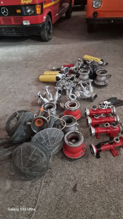 Accesorii pompieri Furtune 2/ 3 toli Scara Pisto  aparat respirat bute