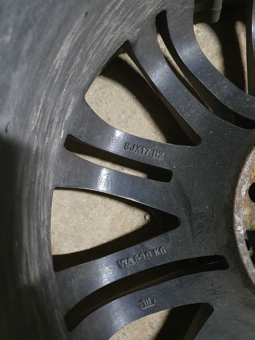 Гуми с  джанти за  BMW E46