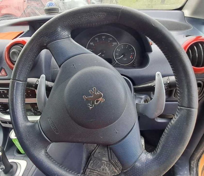 Peugeot 1007 1.6I 110 к. с на части