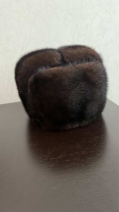 Шапка норковая мужская, обманка фабричная. Совсем не носили.