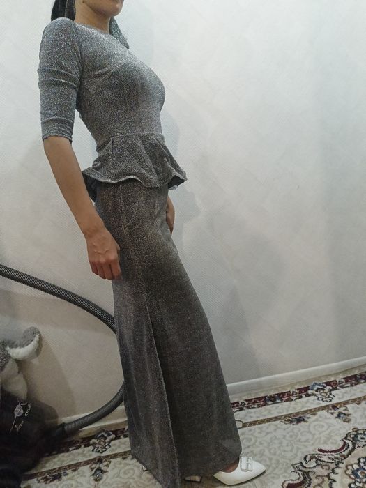 Продам 4 платья за 5тыс