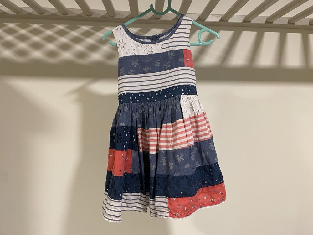 Летни рокли Next, Zara, H&M, Desigual