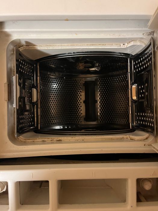 Пералня с горно зареждане