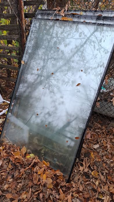 Отдам даром рамы 2 штуки