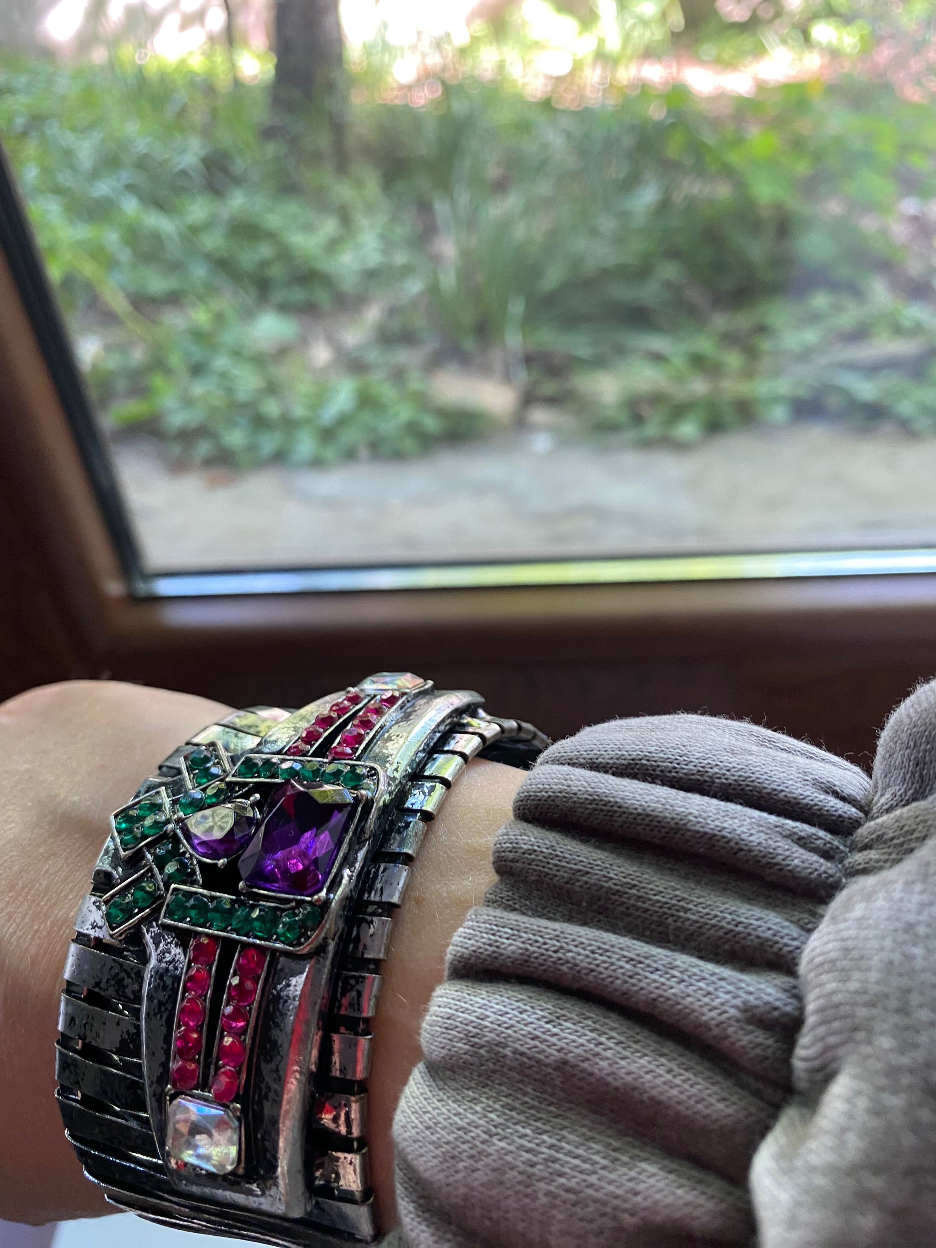 Brățară ZARA stil Boho, metal argintiu frecat cu negru pietre colorate