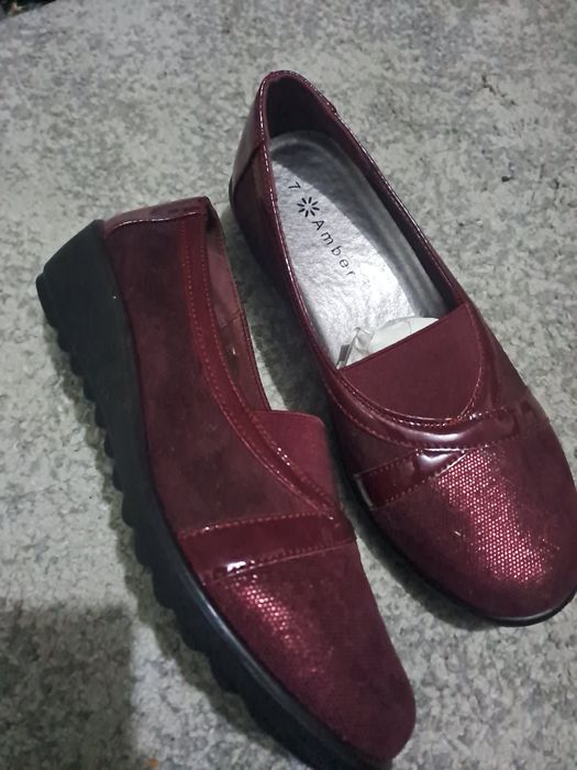 Pantofi eleganți