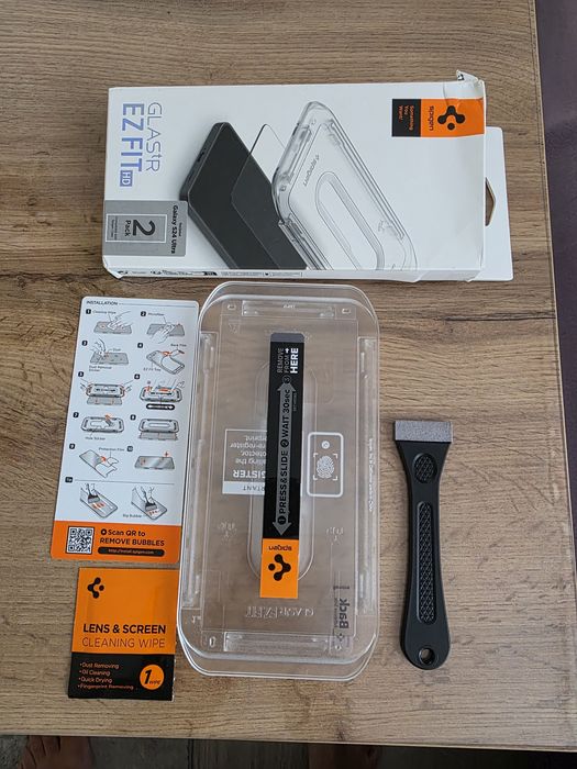 Folie sticla Spigen Samsung s24 ,25 ultra iphone 13,14