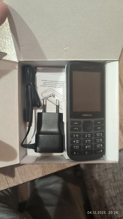 Nokia 215 4g black