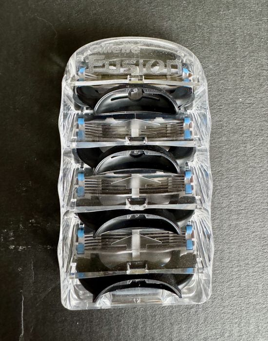 Ножчета за бръснене Gillette Fusion Proshield Chill